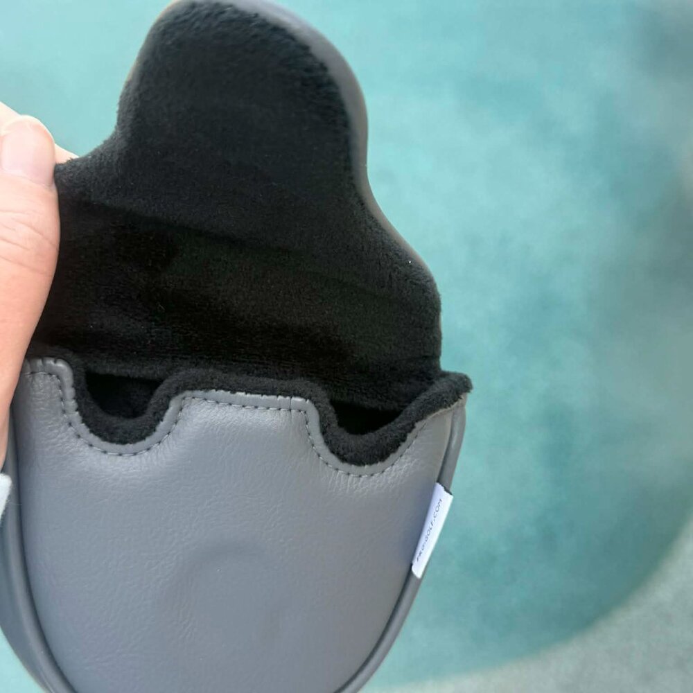 Black Desert PING Golf Putter Cover - Picture 4 of 4